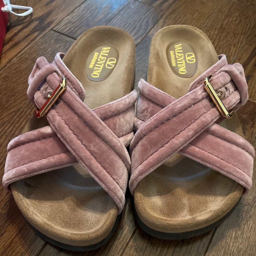 Velvet Valentino Fussfriend slides